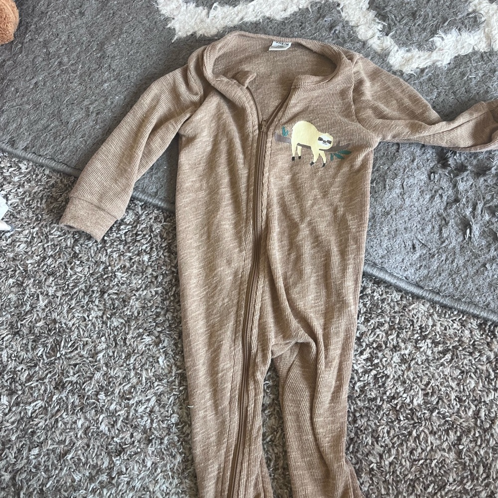 SHEIN Brown Ribbed One Piece Footies